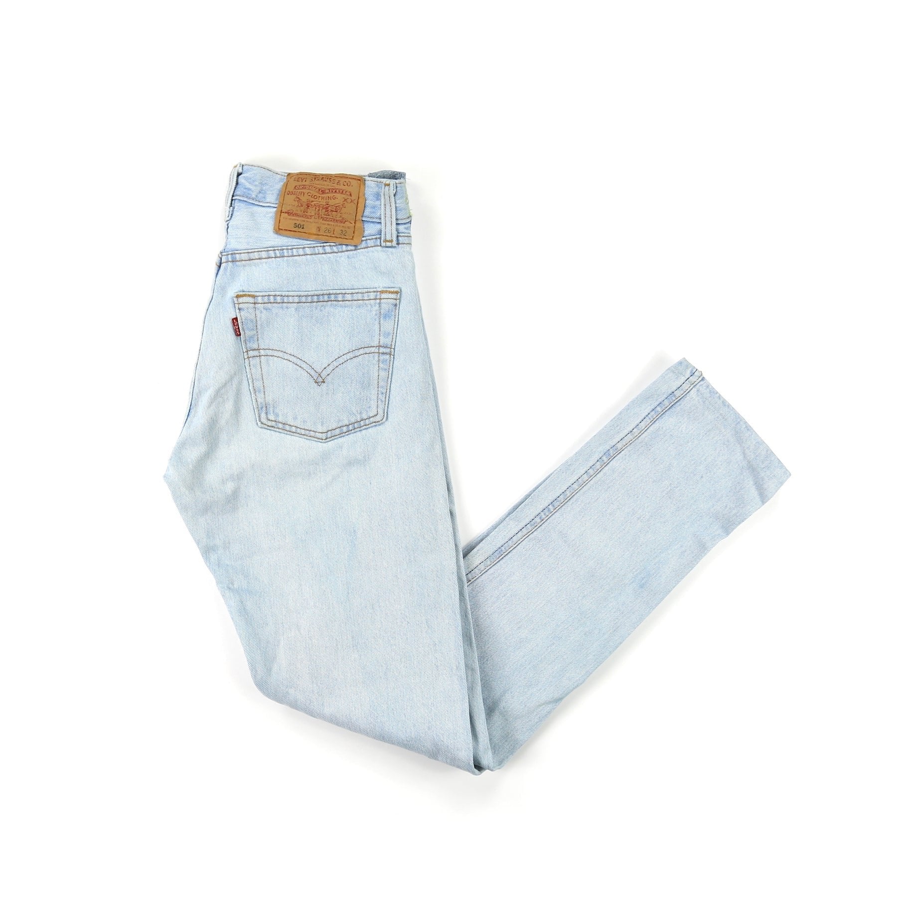 VINTAGE 27”/28” LEVIS 501 LIGHT WASH BUTTON FLY HIGH WAISTED JEANS
