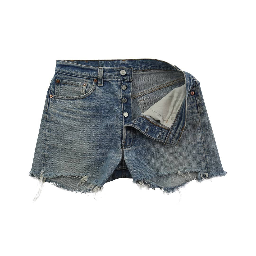 VINTAGE 90S LEVI’S 501 GRUNGY MEDIUM WASH DISTRESSED CUT OFF SHORTS