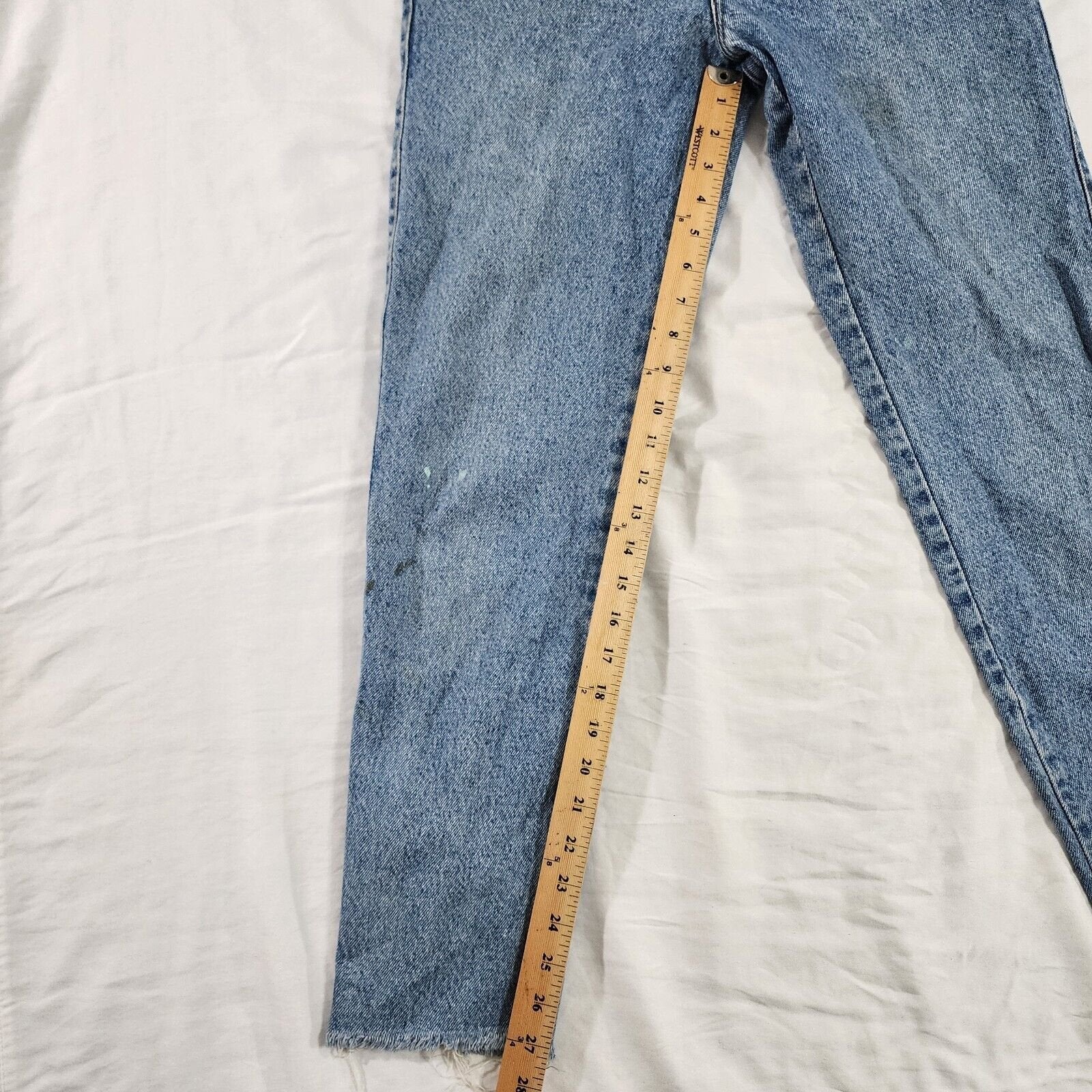 Vintage Levi's 900 Series Womens Jeans Blue Size 5 (23x27) High Rise Tapered
