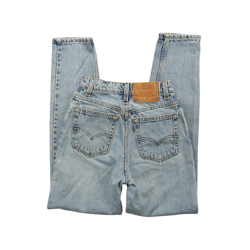 VINTAGE 90S LEVI’S 512 LIGHT-MEDIUM WASH HIGH WAISTED JEANS