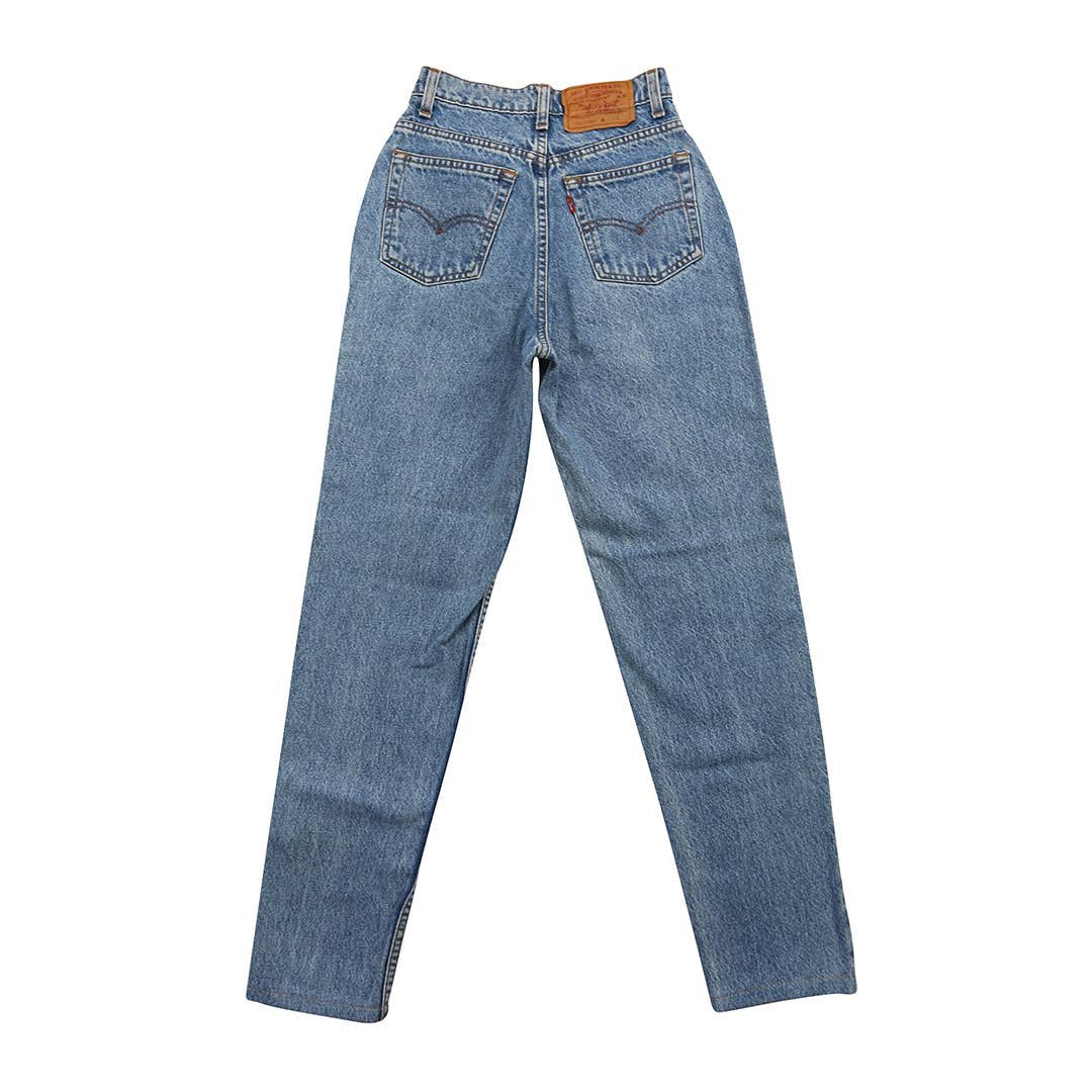 VINTAGE 90S LEVI’S 512 MEDIUM WASH HIGH WAISTED JEANS