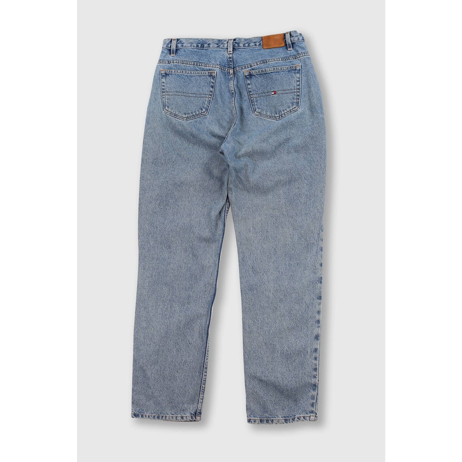 VINTAGE TOMMY HILFIGER MEDIUM WASH JEANS