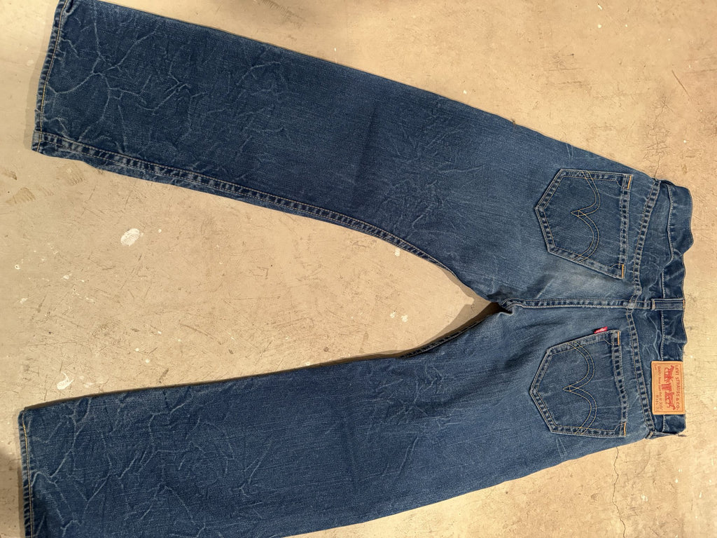 Levis Vintage Baggy Red Tab