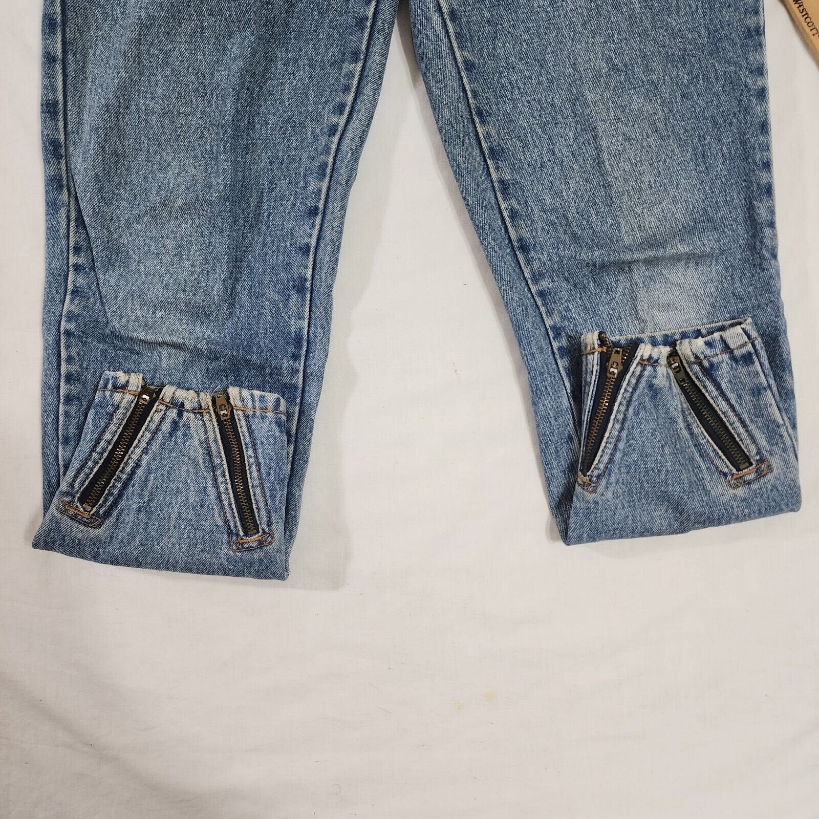 Vintage Jordache Tapered 80's ankle zip Jeans 9/10 26 x 27 Denim Blue Wash
