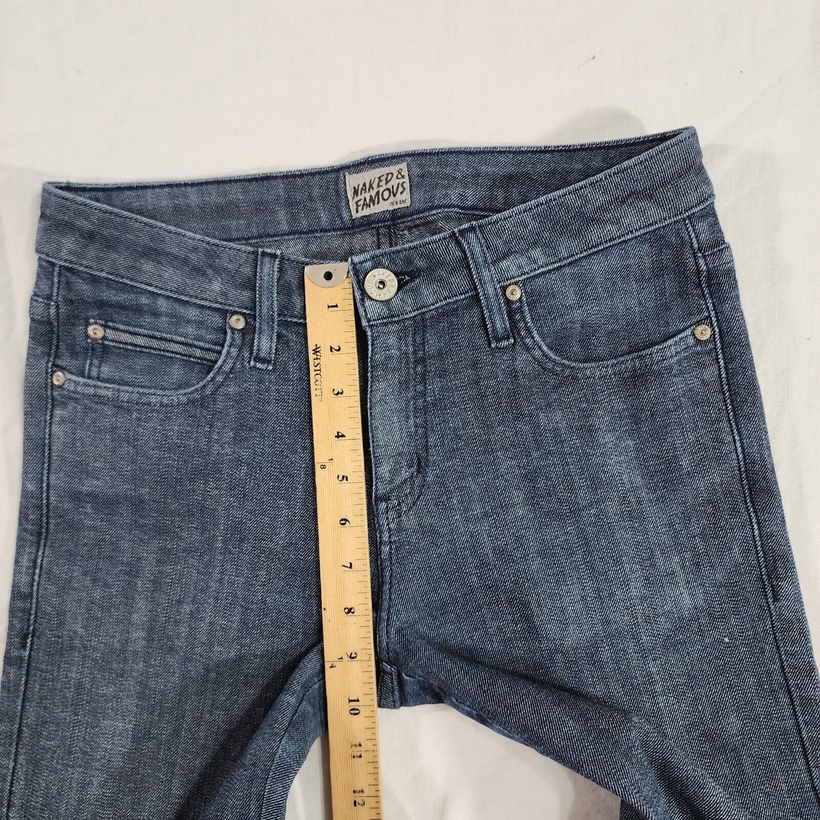 Naked and Famous Skinny Guy Japanese Silk Denim 29x27 Dark wash Indigo Blue EUC