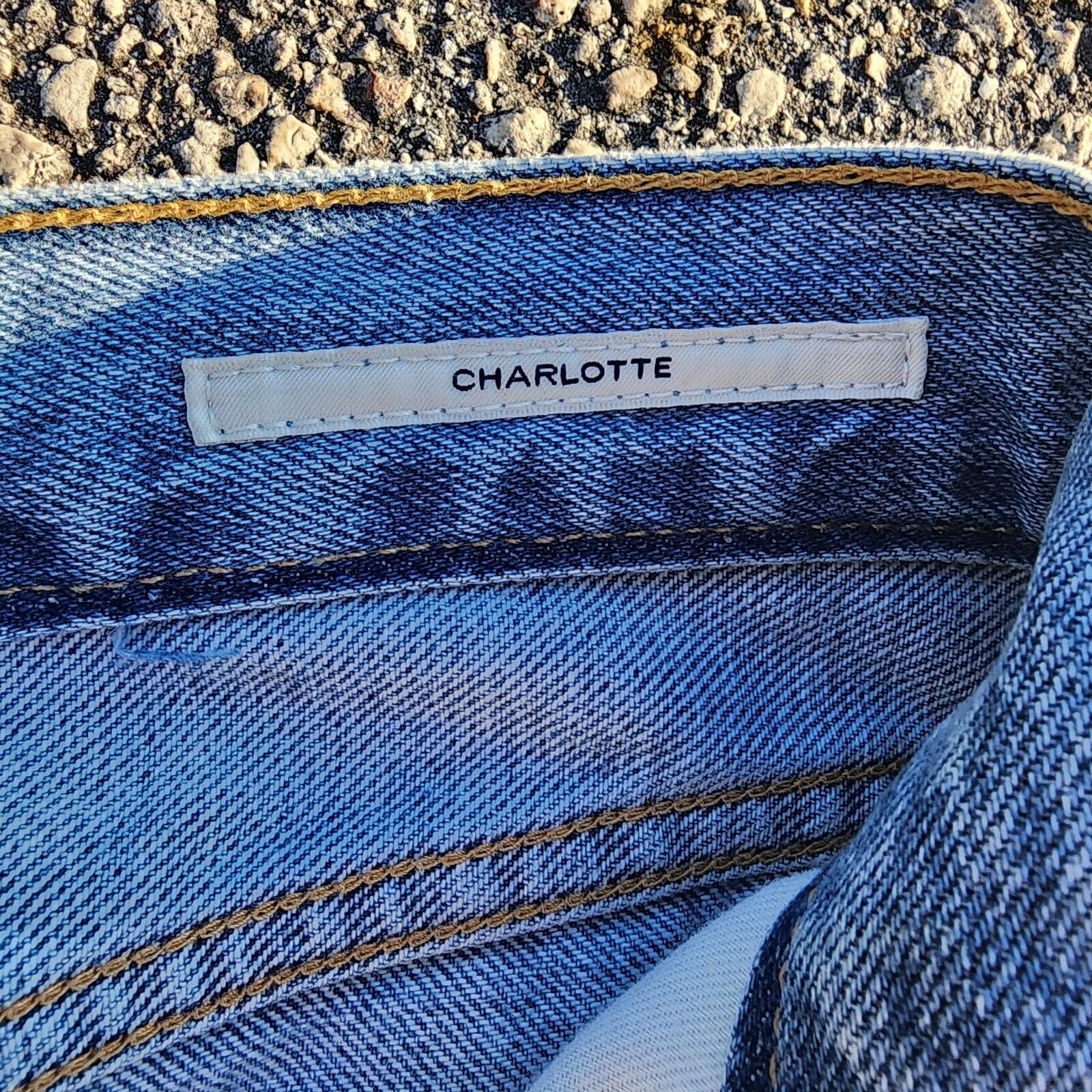 Citizens of Humanity Charlotte Button Fly High Rise Straight Leg 32 / 26 Jeans