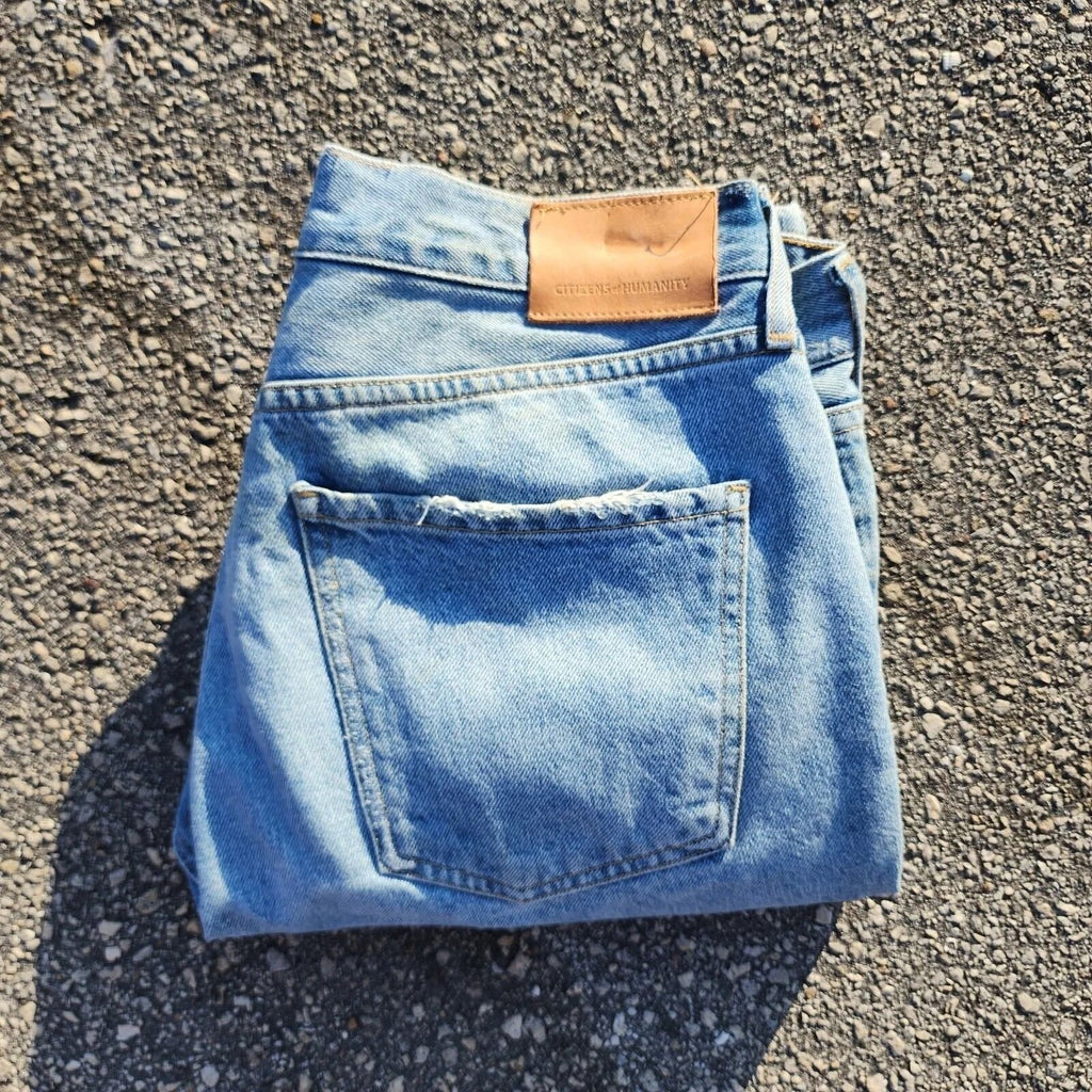 Citizens of Humanity Charlotte Button Fly High Rise Straight Leg 32 / 26 Jeans