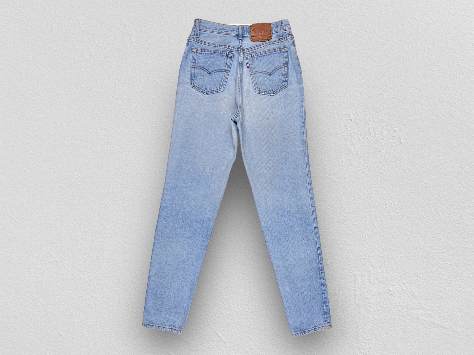 VINTAGE 90s Levi’s 18501-0191 Red Tab Denim Jeans - Non Selvedge - Made in USA - Tag size 9L
