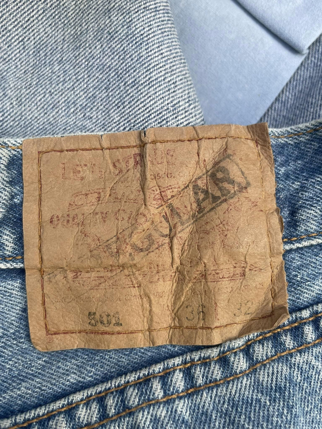 Vintage 1996 Levis 501 e Usa Irregular Faded Distressed