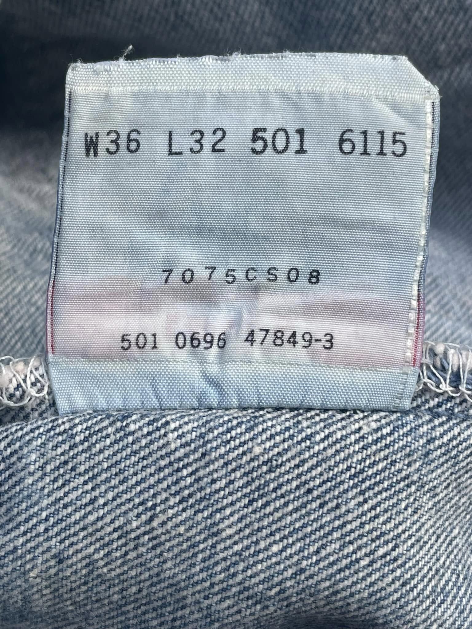 Vintage 1996 Levis 501 e Usa Irregular Faded Distressed