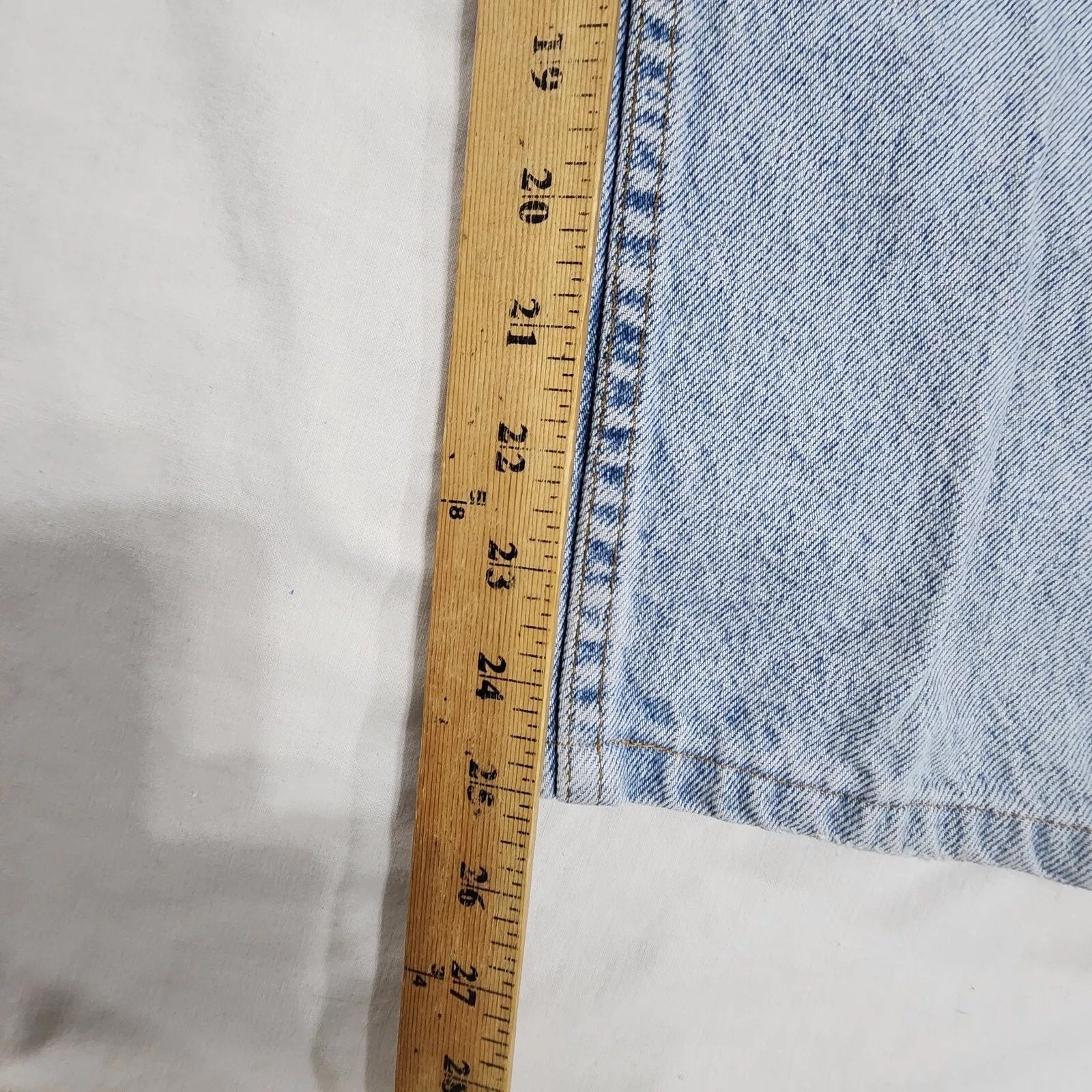 Vintage Levis Light Wash 30 X 25 Distressed Worn Tattere Blue Jeans Orange Tab