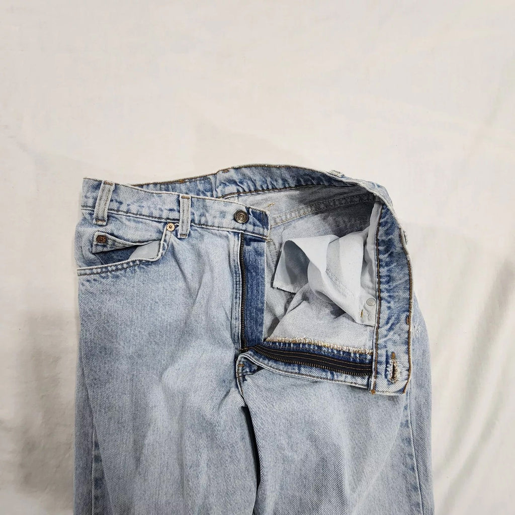 Vintage Levis Light Wash 30 X 25 Distressed Worn Tattere Blue Jeans Orange Tab