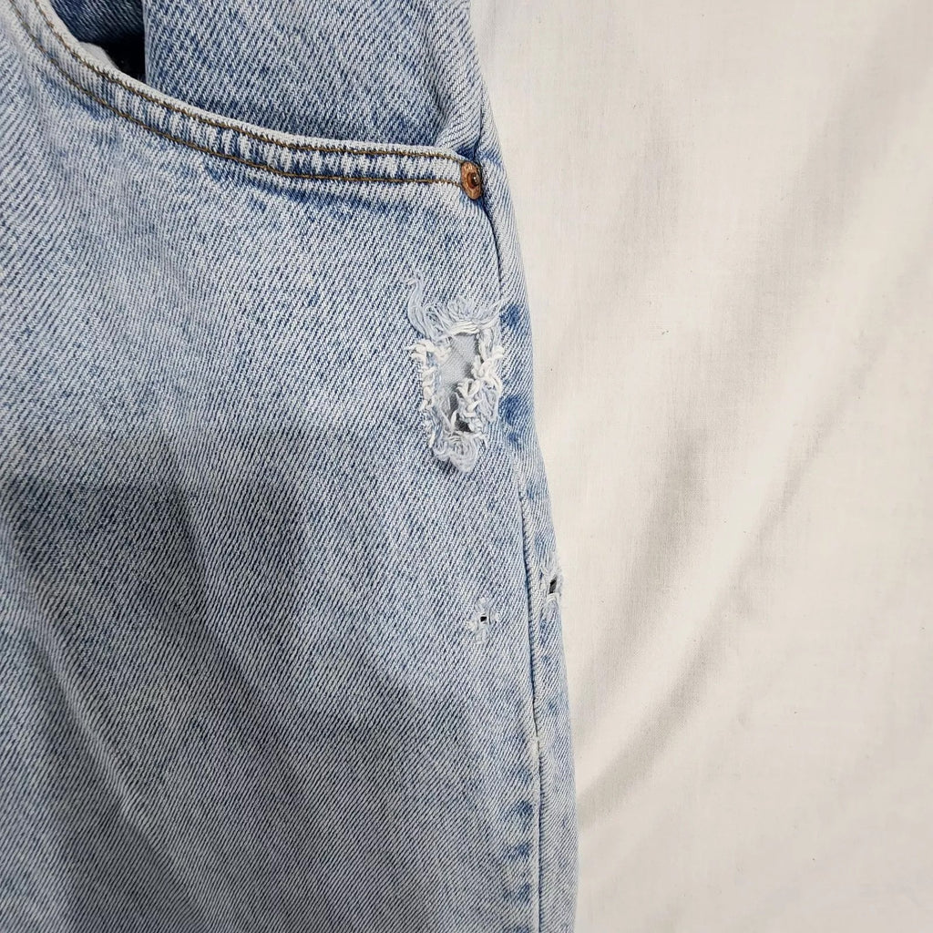 Vintage Levis Light Wash 30 X 25 Distressed Worn Tattere Blue Jeans Orange Tab