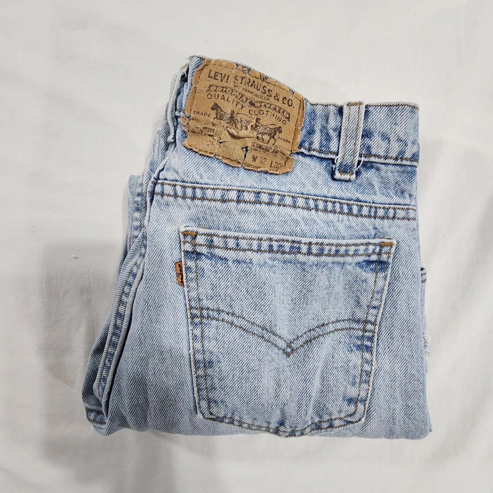Vintage Levis Light Wash 30 X 25 Distressed Worn Tattere Blue Jeans Orange Tab