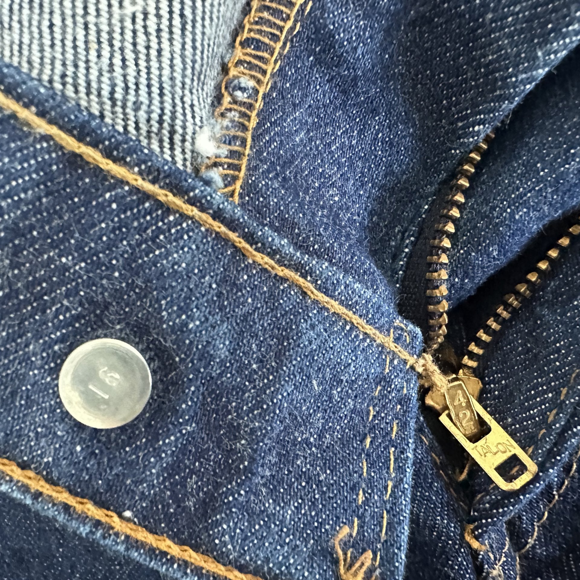 Early 70s Levi’s single stitch 505 one wash golden size