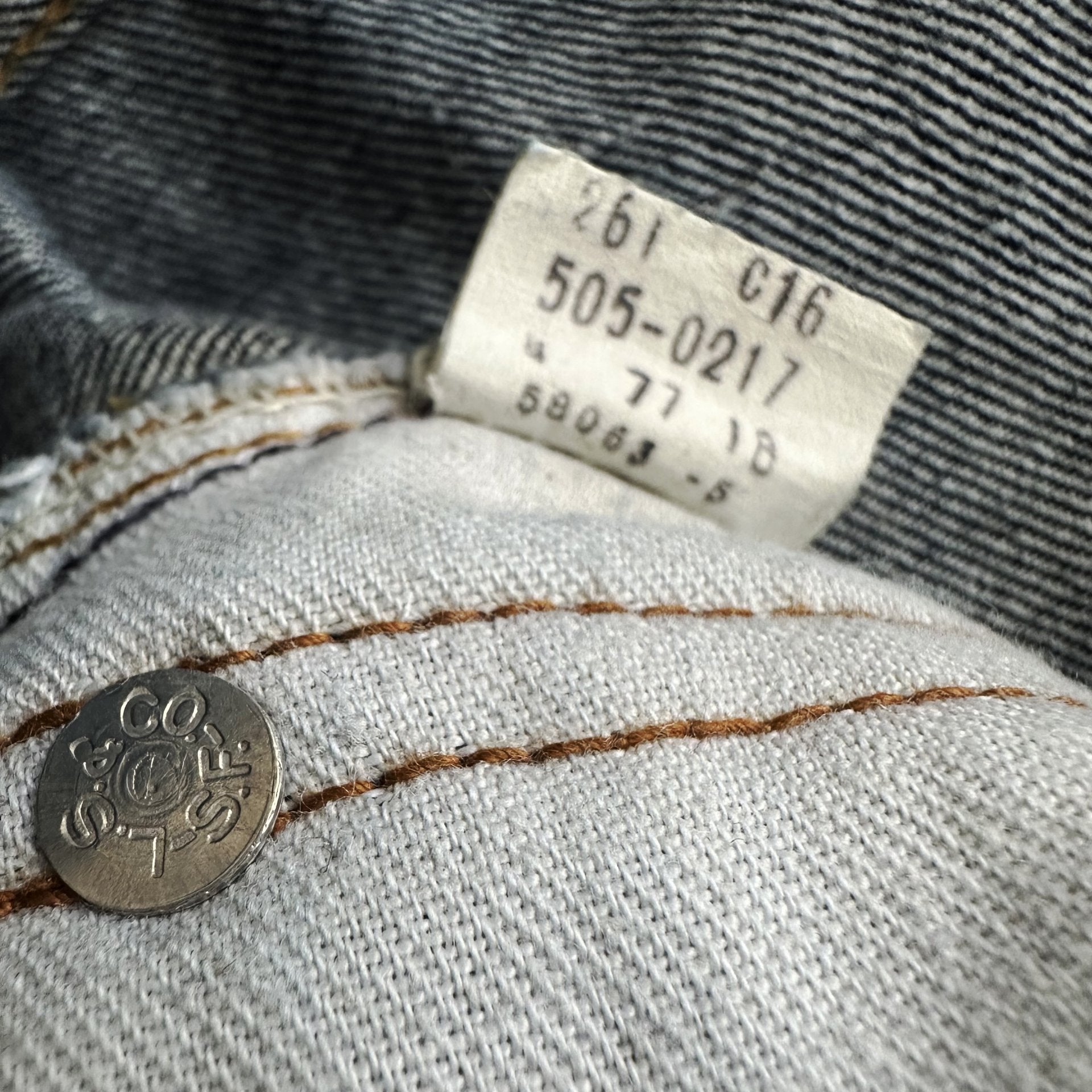 Early 70s Levi’s single stitch 505 one wash golden size