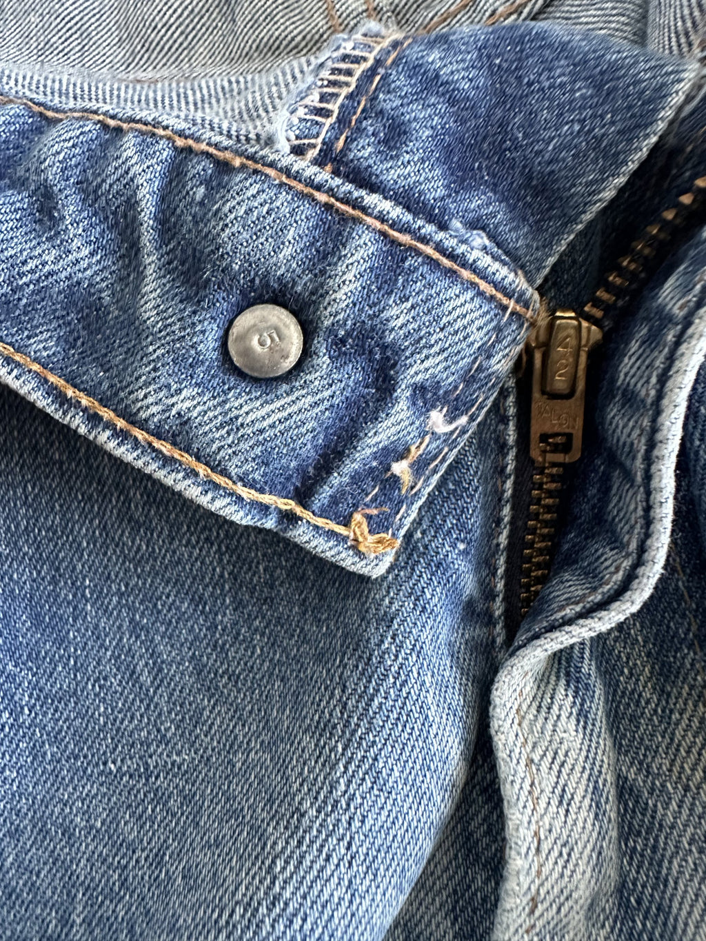 Early 70s Levi’s single stitch 505