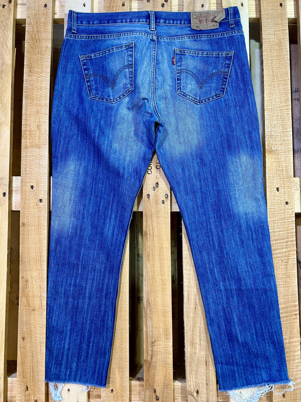 Levi’s 501 Vintage Jeans W36 Made in USA 1996 – Modified Hem