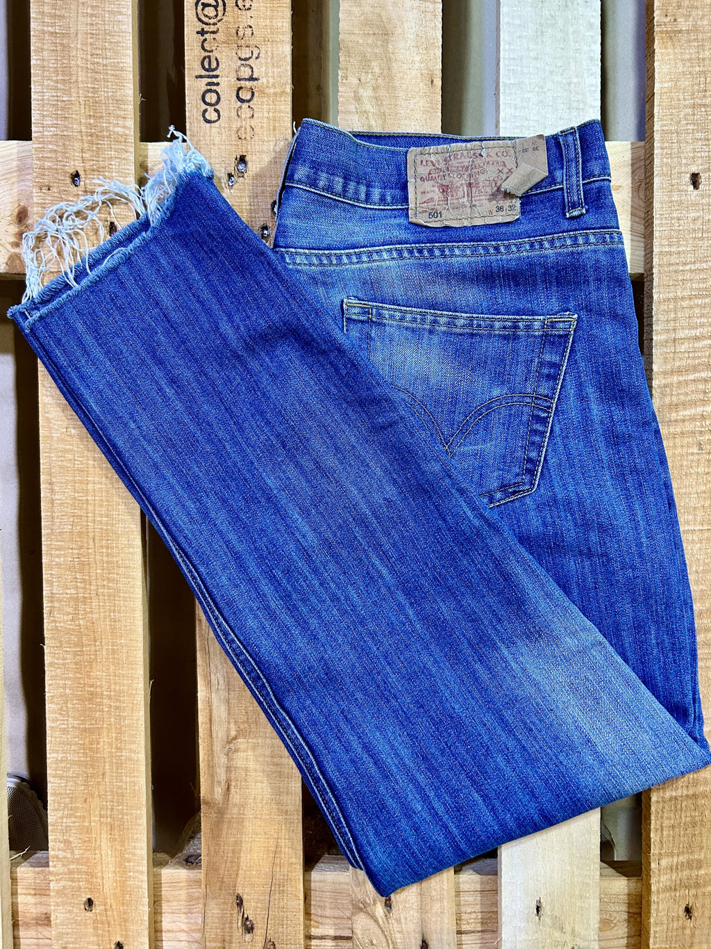 Levi’s 501 Vintage Jeans W36 Made in USA 1996 – Modified Hem