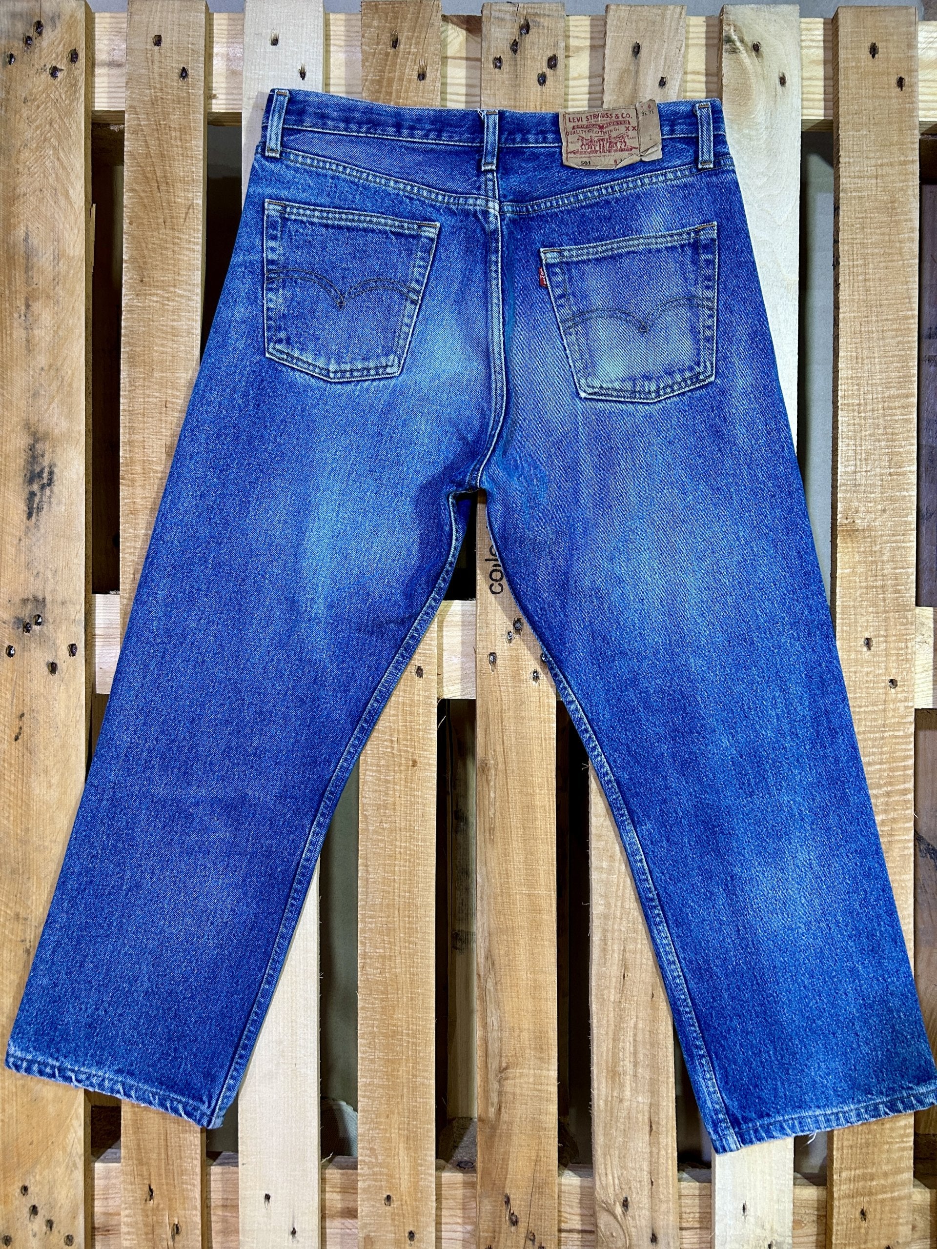 Levi’s 501 Vintage Jeans W36 Made in USA 1994 – Finished Short Hem