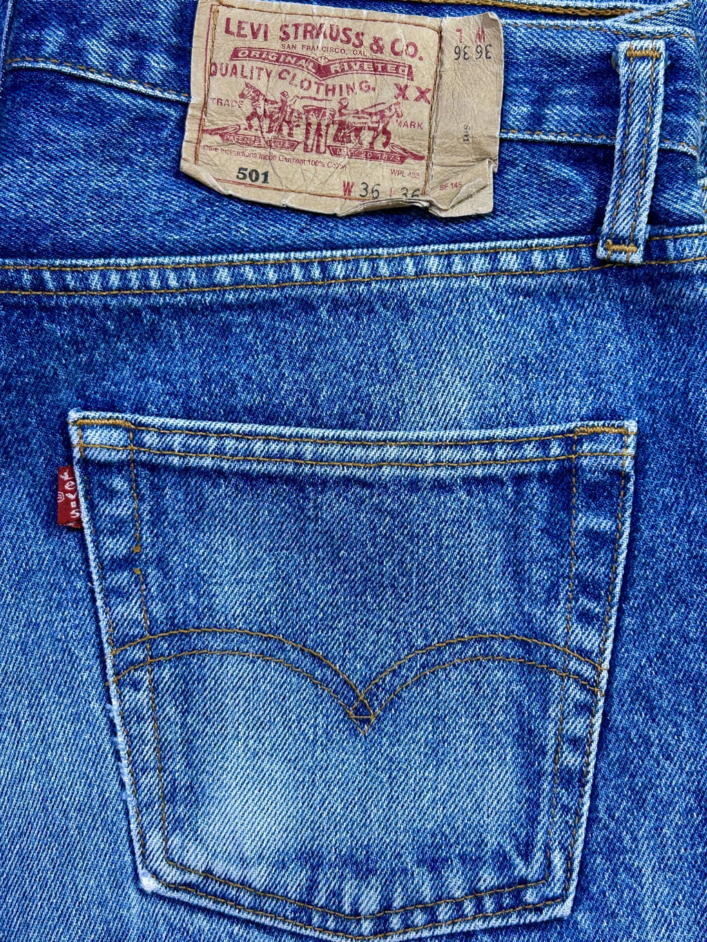 Levi’s 501 Vintage Jeans W36 Made in USA 1994 – Finished Short Hem
