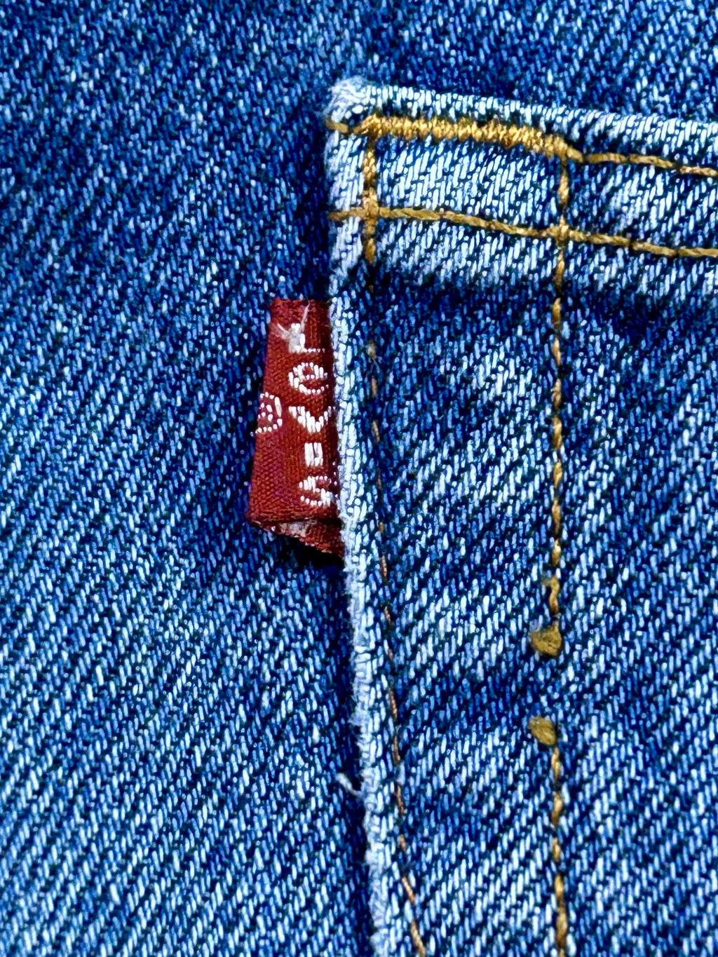 Levi’s 501 Vintage Jeans W36 Made in USA 1994 – Finished Short Hem